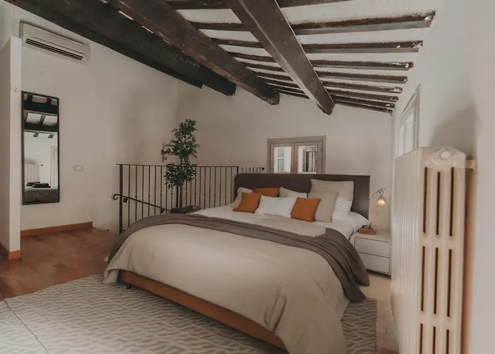 Luxury Private Home - City Center